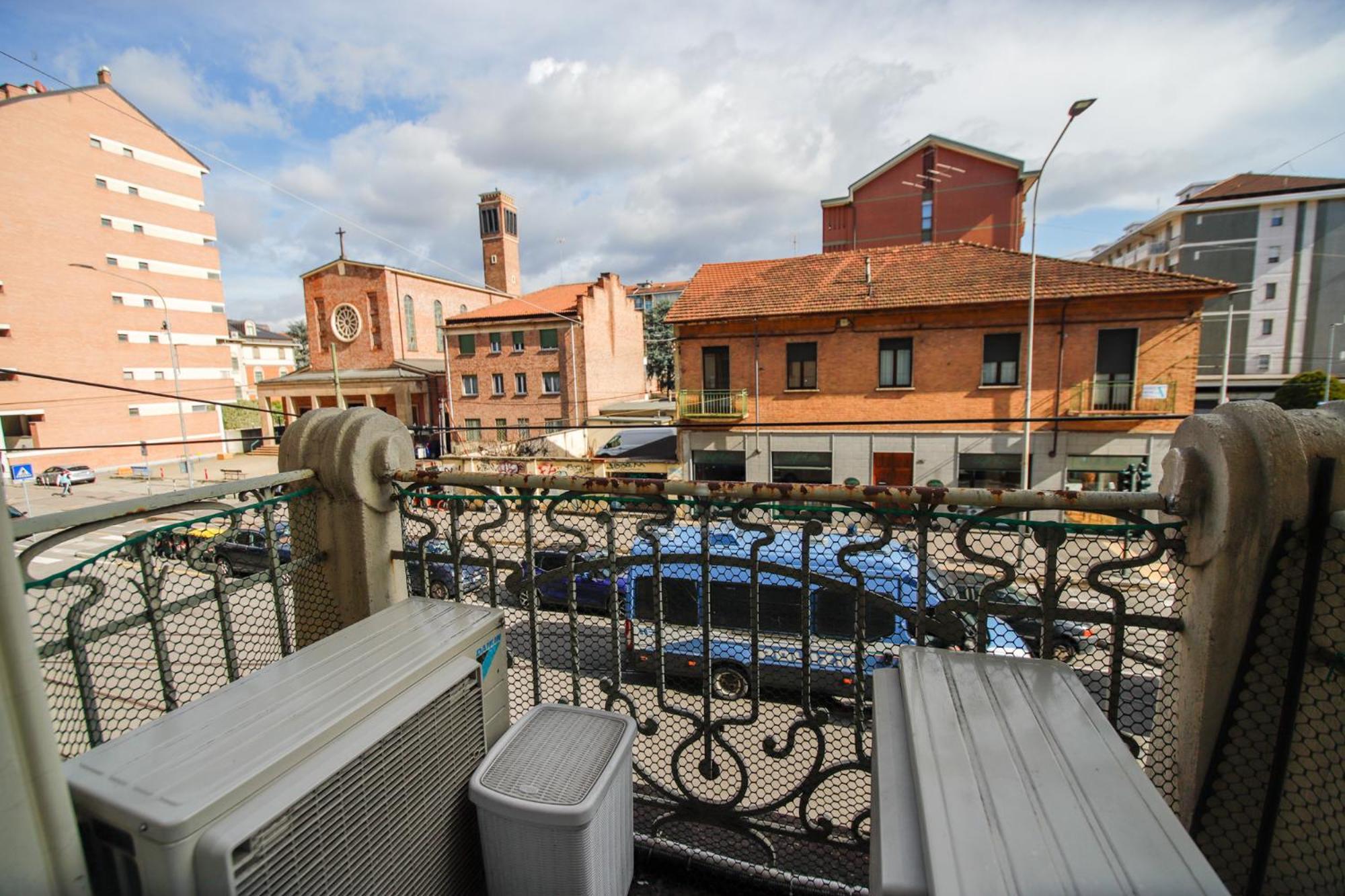 Appartamento Casa Nizza - Metro Lingotto Fiere - Inalpi Arena Турин Экстерьер фото